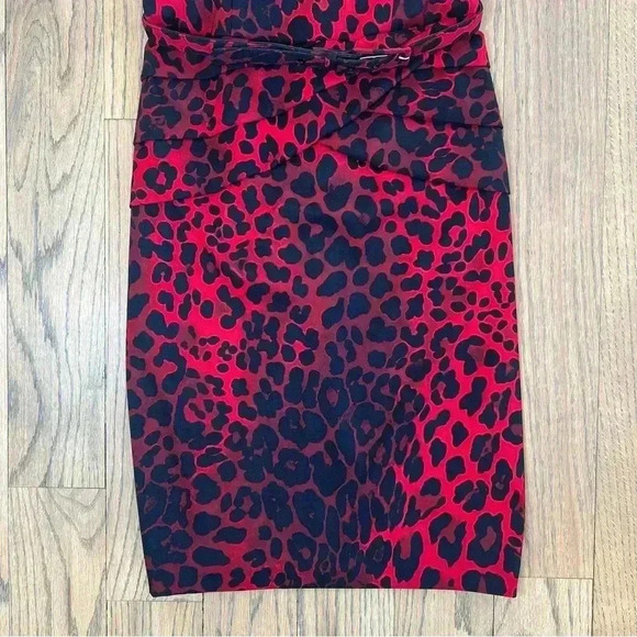 Caché Women’s Red and Black Leopard Print Sheath Dress with Belt Size 4 - Picture 5 of 12